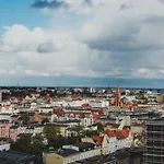 2homerent Grottgera 4 Skyline View Apartment