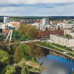 Apartment 2homerent Grottgera 4 Skyline View