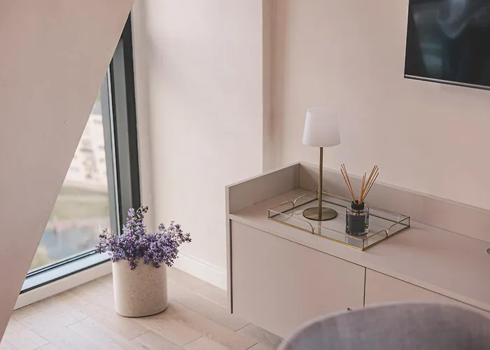 2homerent Grottgera 4 Skyline View